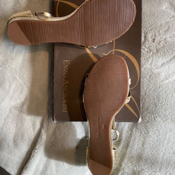 Enzo Angiolini Nyler Women Gold Snakeskin Leather Gladiator Sandals 8M  NEW IN B - Picture 3 of 4